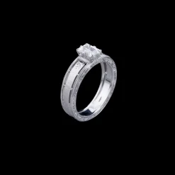 Buccellati BEATRICE WHITE GOLD RING WITH DIAMOND STONE