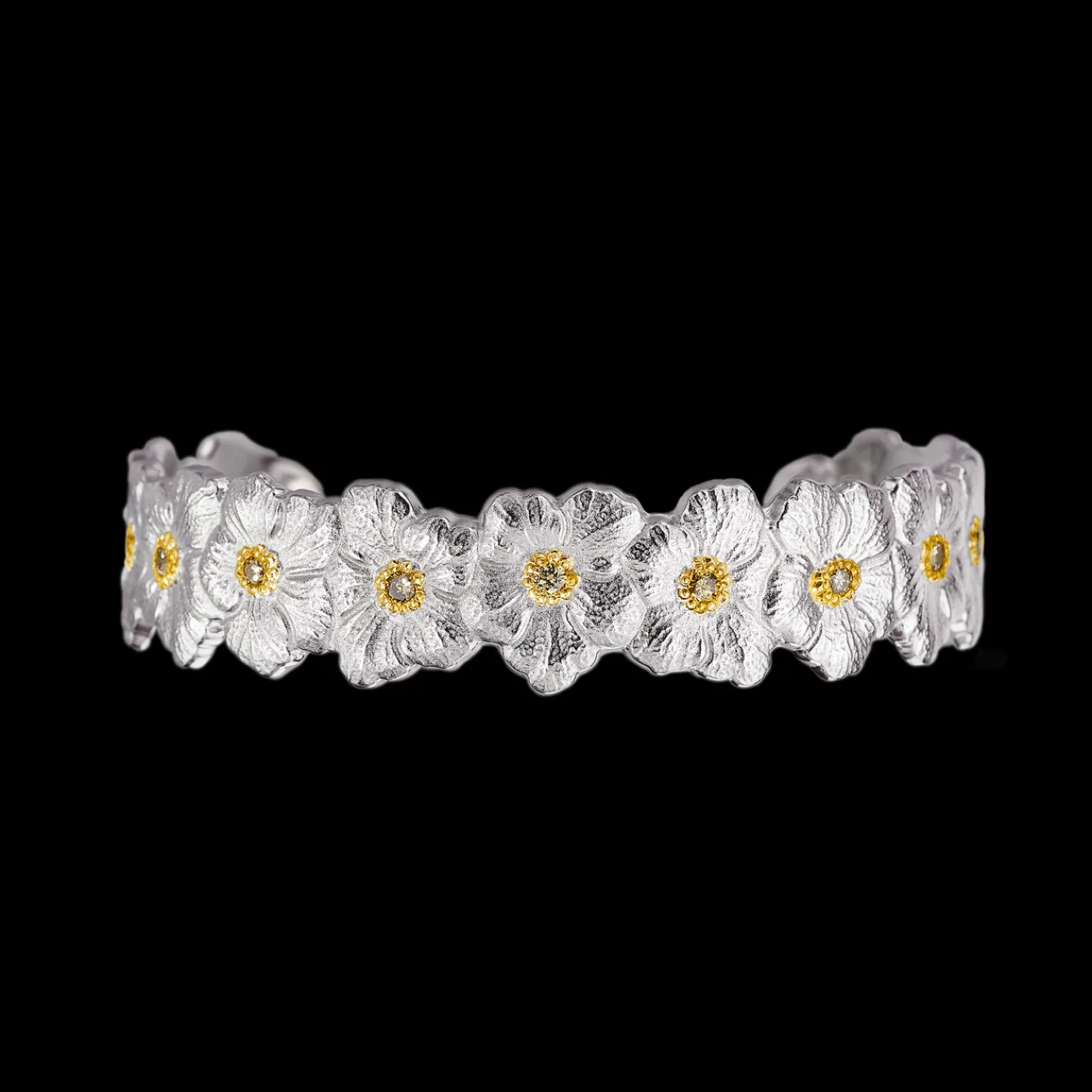 Buccellati BLOSSOMS GOLD-PLATED SILVER AND VERMEIL CUFF BRACELET WITH DIAMONDS