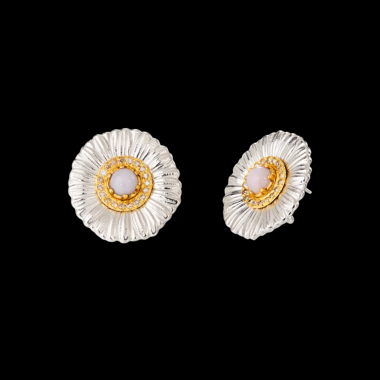 Buccellati BLOSSOMS SILVER BUTTON EARRINGS WITH DIAMONDS AND PINK OPAL