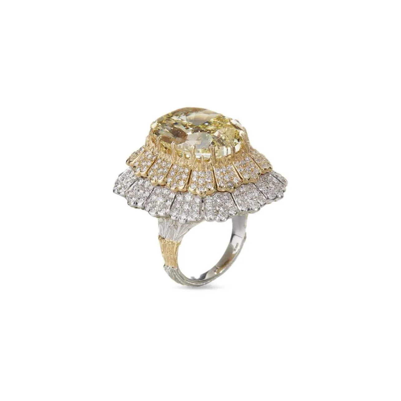 Buccellati COCKTAIL YELLOW WHITE AND PINK GOLD RING WITH FANCY DIAMONDS