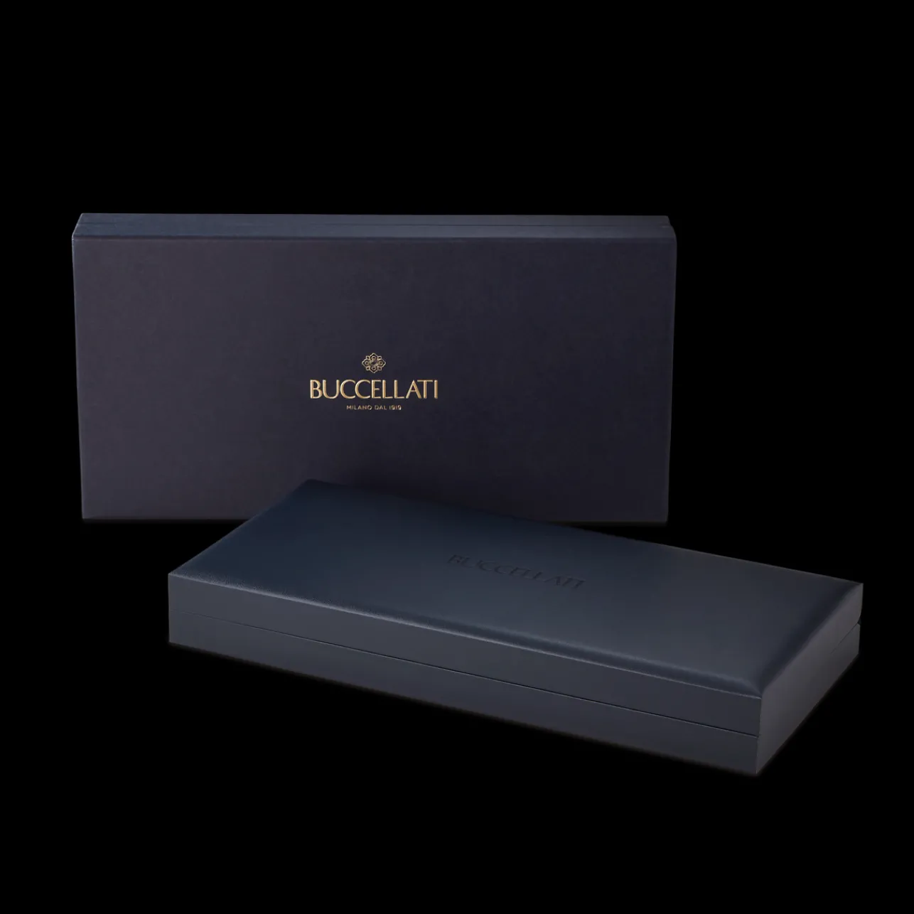 Buccellati MACRI CLASSICA WHITE AND YELLOW GOLD RIGATO NECKLACE WITH DIAMONDS