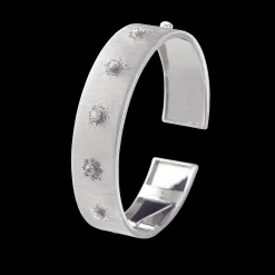 Buccellati MACRI CLASSICA WHITE GOLD BAND BRACELET WITH DIAMONDS
