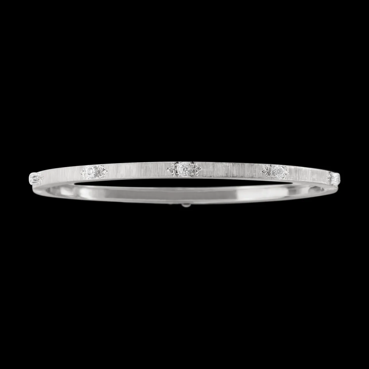 Buccellati MACRI CLASSICA WHITE GOLD RIGATO BRACELET WITH DIAMONDS