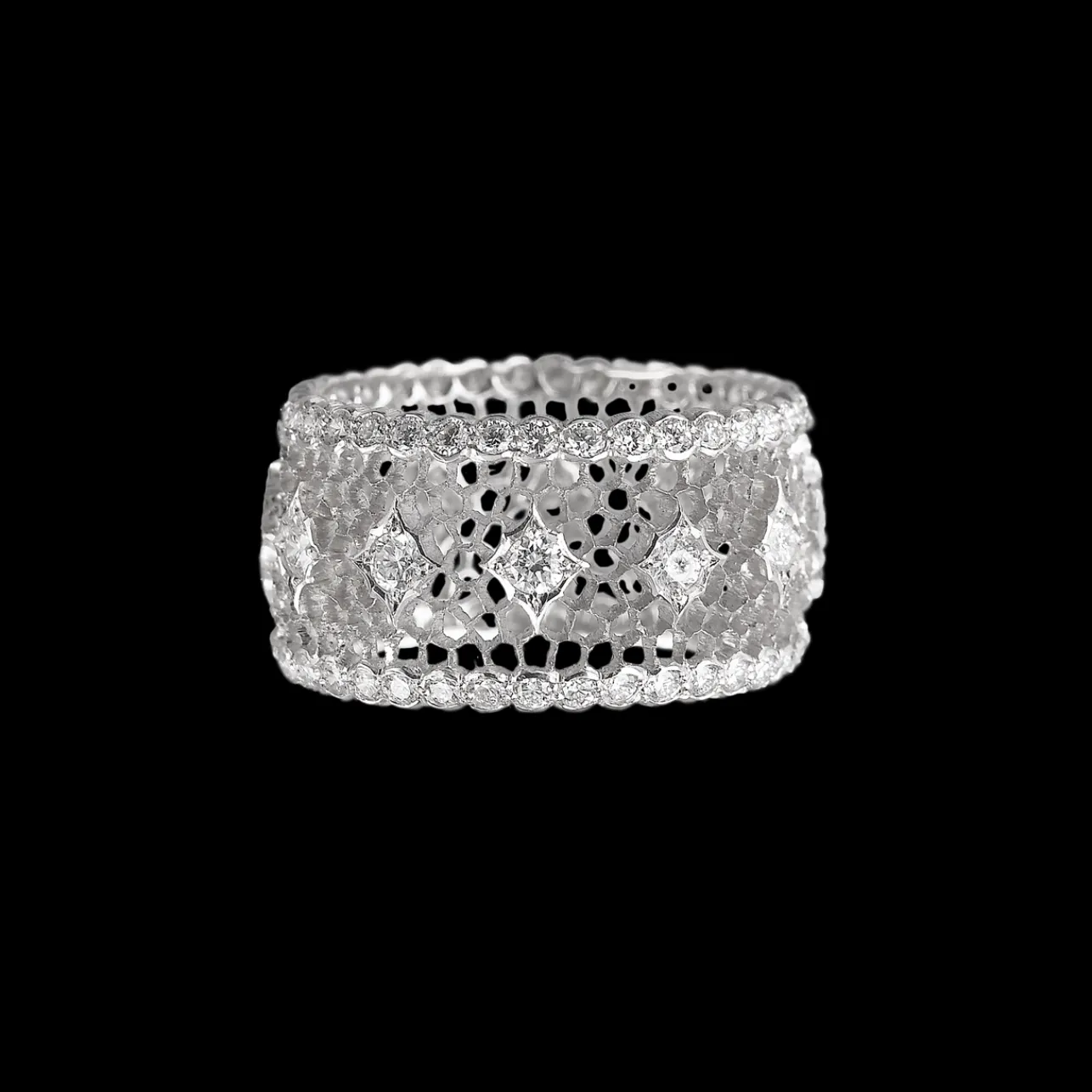 Buccellati NUOVO TULLE WHITE GOLD ETERNELLE RING