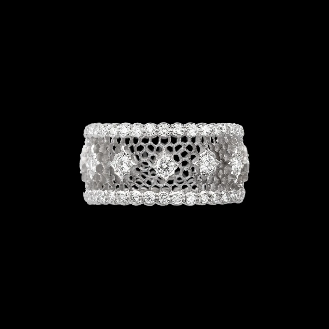 Buccellati NUOVO TULLE WHITE GOLD ETERNELLE RING