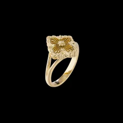 Buccellati OPERA TULLE YELLOW GOLD AND MOTHER OF PEARL RING