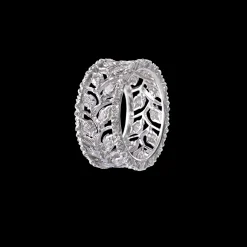 Buccellati RAMAGE WHITE GOLD ETERNELLE WITH DIAMONDS AND SCALLOPED BORDERS