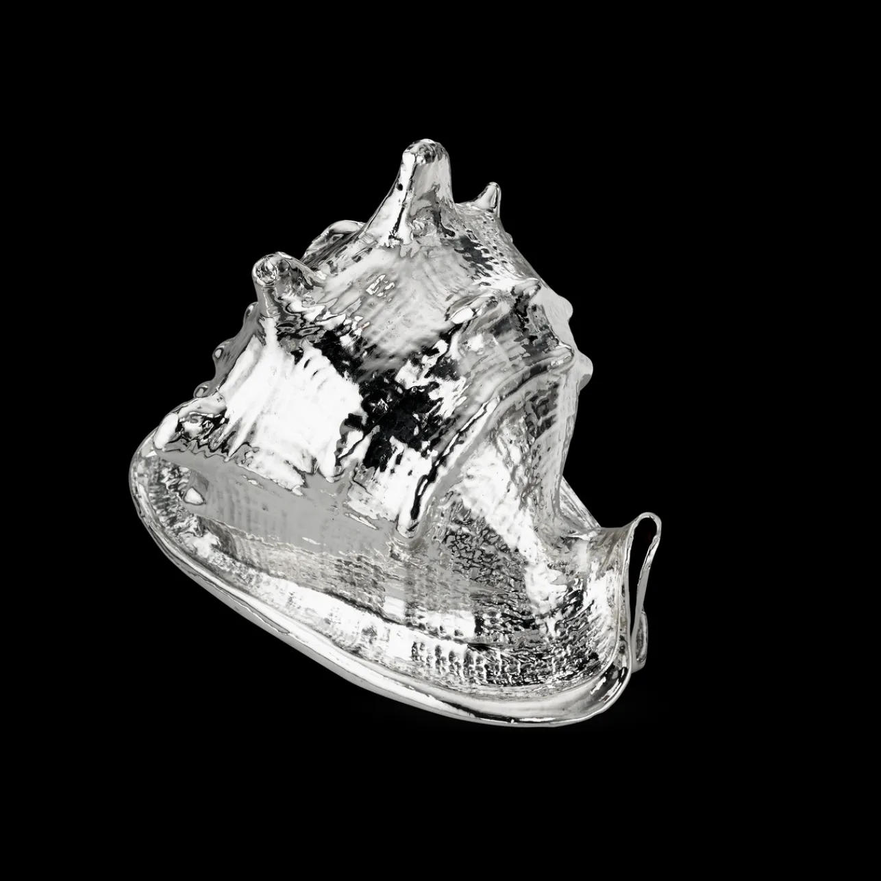 Buccellati SMALL CASSIS CORNUTA SHELL DECORATIVE OBJECT COATED IN SILVER